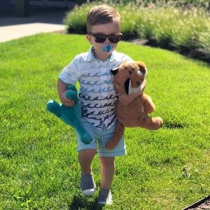 Osh Kosh waves button down